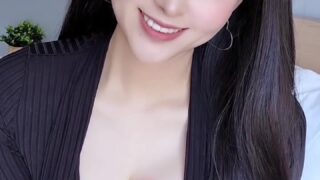 Maple Oh  nude video showing off her big breasts!!!