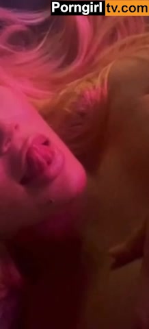 Iggy Azalea Onlyfans  nude video showing off her topless!!!