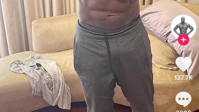 Shannon Sharpe  live sex on Instagram!!!