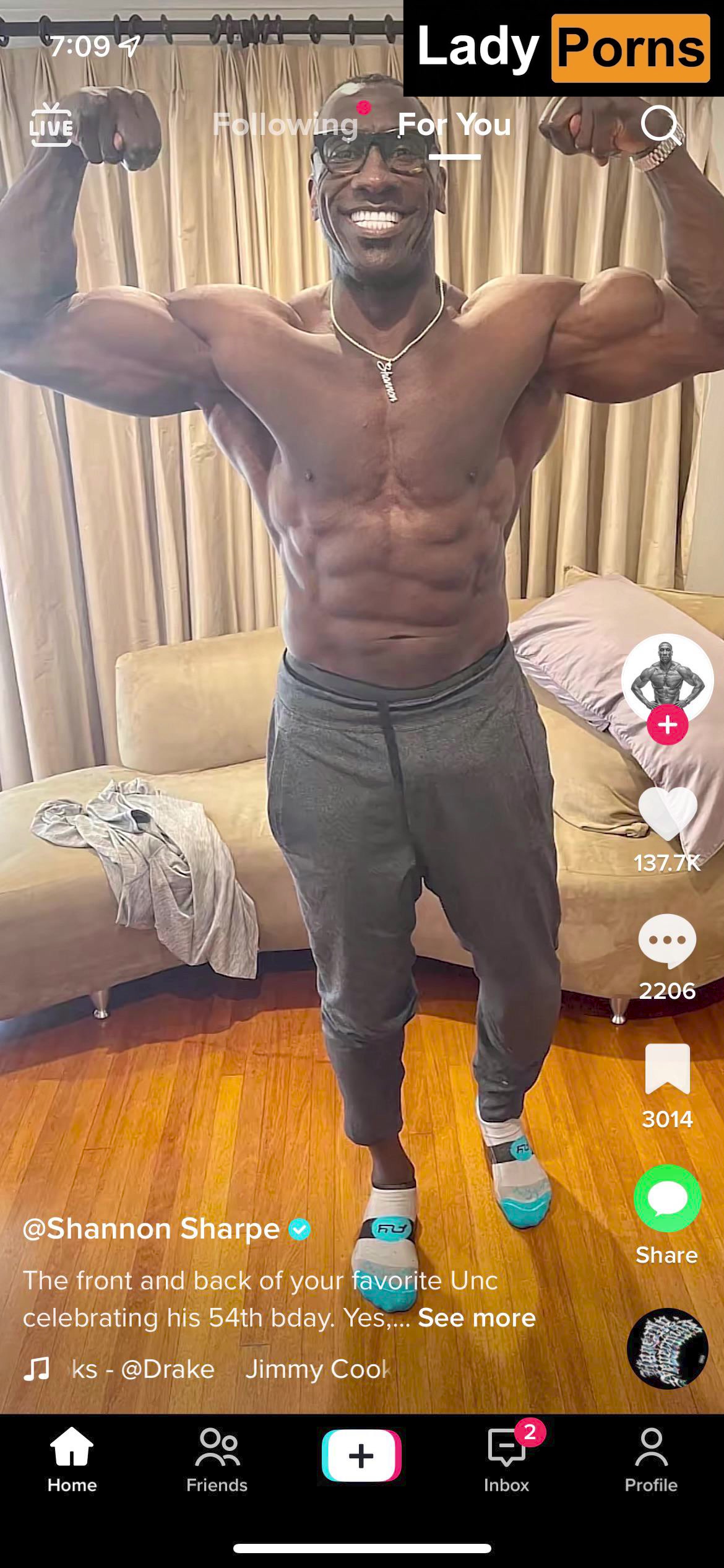 Shannon Sharpe  live sex on Instagram!!!