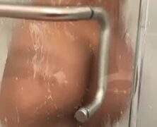 Virginia Sanhouse viral nude bathing video on Onlyfans!!!