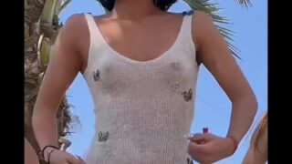 Charli D’Amelio nude showing off her nipples!!!