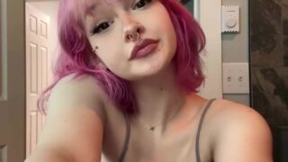 Amputeekay Onlyfans – Nipples protruding under thin shirt!!!