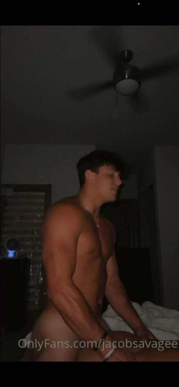 Jacob Savage And Rachel Weaver’s Sex Tape Is So Hot