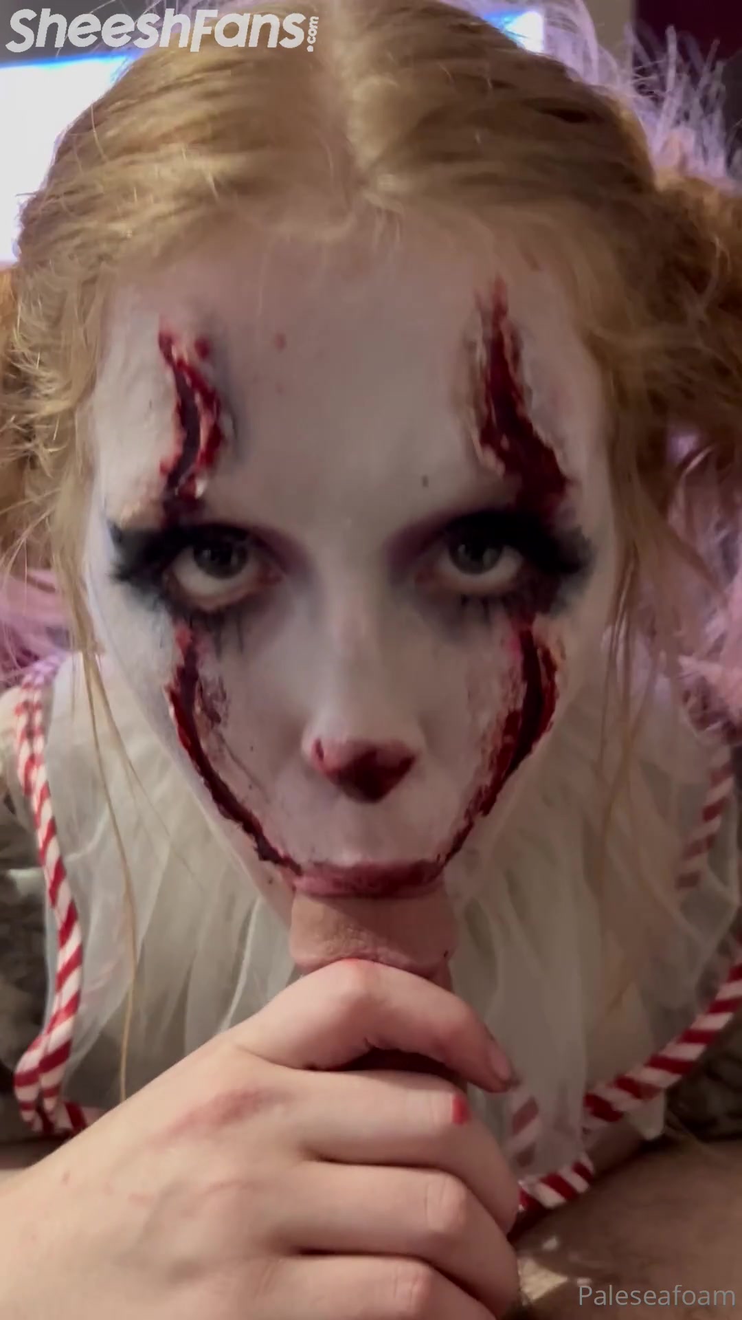 Paleseafoam – The Spooky Clown Deepthroat Blowjob Sextape